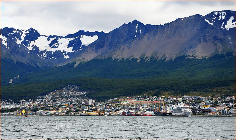 Ushuaia - harbor-2